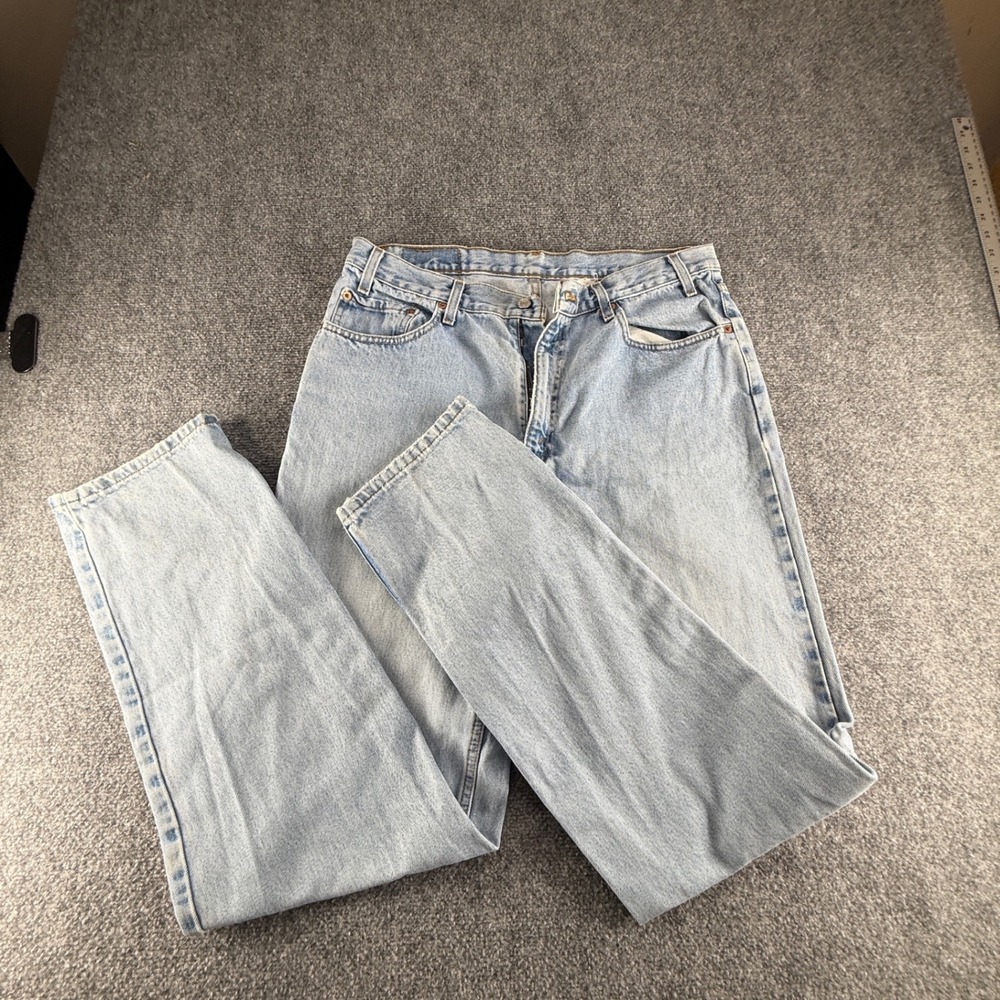 Levis 550 Relaxed Fit Tapered Leg Light Wash Blue Denim Jeans 36x36 0717